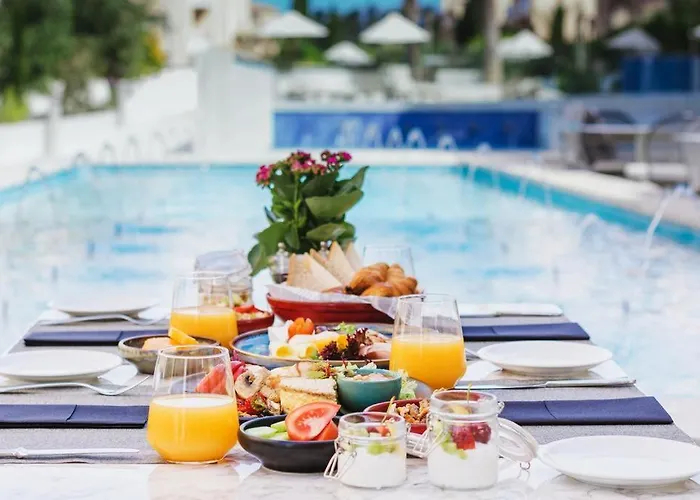 Elysia Park Miris Apartament *