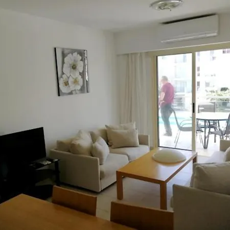 Elysia Park Miris * Paphos