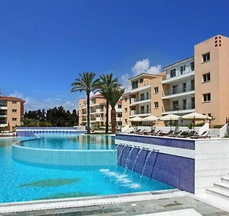 Elysia Park Miris Apartment Paphos
