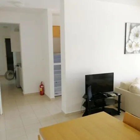 Apartment Elysia Park Miris Paphos