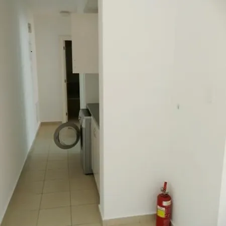 Elysia Park Miris Apartment