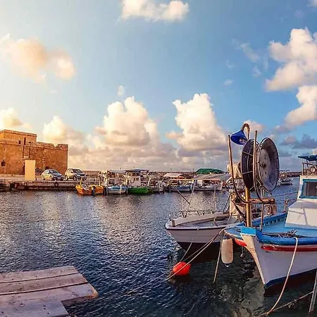 Elysia Park Miris * Paphos