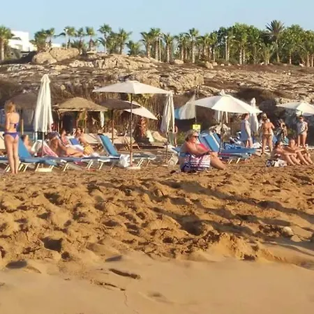 Elysia Park Miris Apartment *