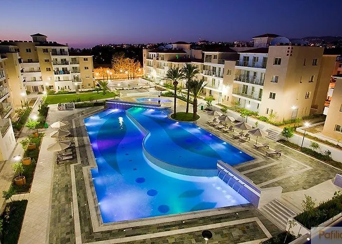 Elysia Park Miris Apartamento Paphos