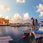Elysia Park Miris * Paphos