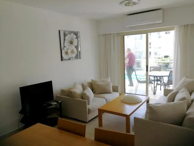 Elysia Park Miris * Pafos