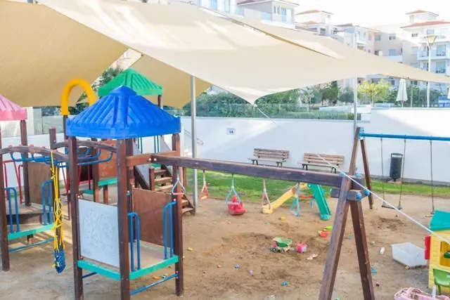 Elysia Park Miris * Pafos